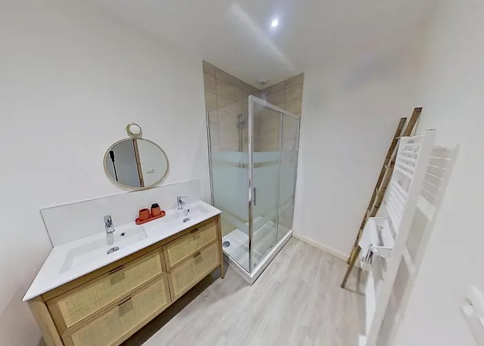 Amansis Grand T2 Jardin Proche Gare *